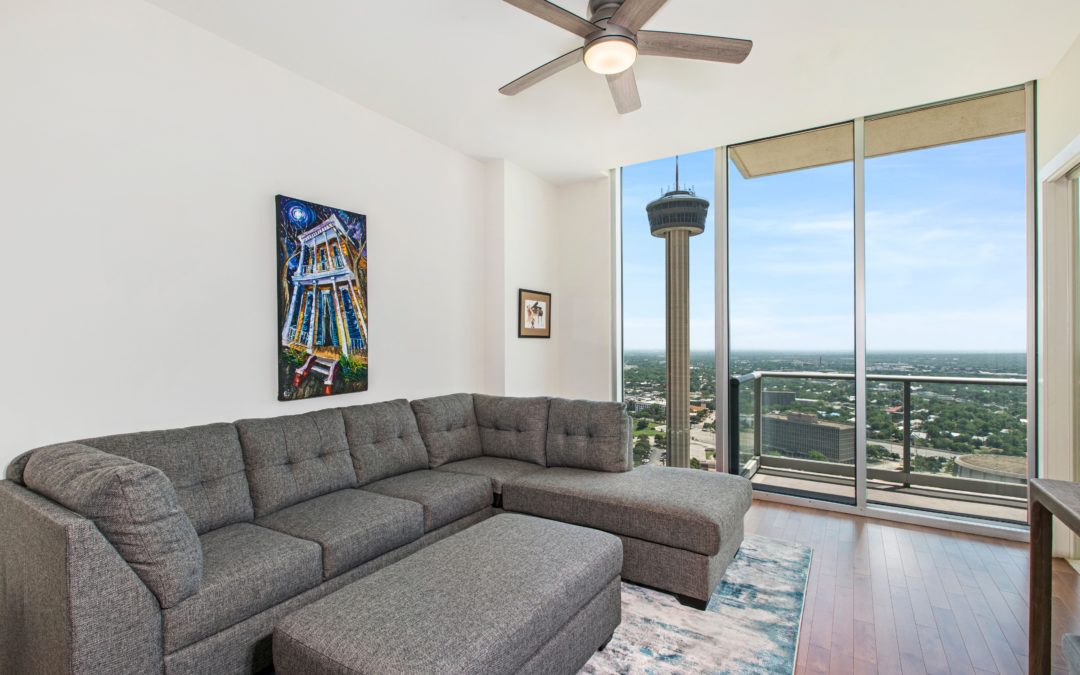 Downtown Condo with Captivating Views
